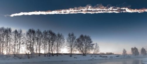 Explosi&oacute;n del meteorito Cheli&aacute;binsk en Rusia