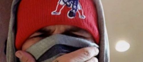 Johnny Manziel attends AFC title game in Tom Brady jersey ... - chron.com