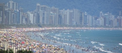 Praia Grande, SP, numa tarde de ver&atilde;o