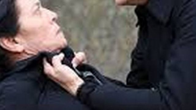 Fabiaan e Ursula in un duro scontro