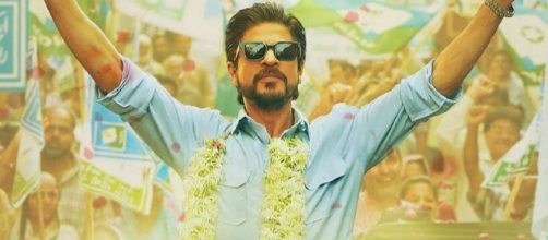 shah Rukh Khan from 'Raees' (Image credits: Twitter.com/sharibahmad964)