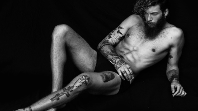 Andrea Marcaccini: chi &egrave; il nuovo naufrago de "L'Isola dei famosi"