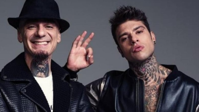 Fedez e J-Ax escono con il primo disco insieme