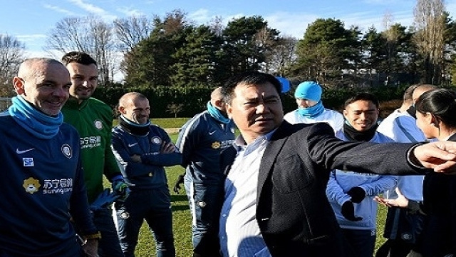 Inter, doppio colpo in difesa a giugno