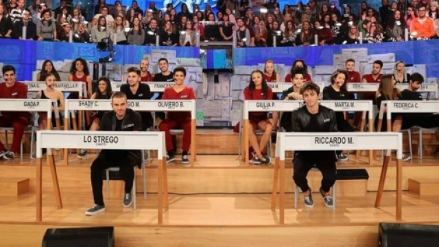 Amici16: un'edizione concentrata sul gossip.