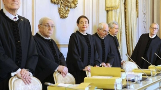 Consulta, al via l'udienza. La decisione domani - avvenire.it