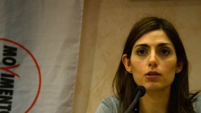 M5S, perch&eacute; Virginia Raggi &egrave; indagata?
