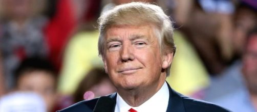 Donald Trump speaking with supporters at a campaign rally at the Prescott Valley Event Center in Prescott Valley, Arizona. Credit to Gage Skidmore