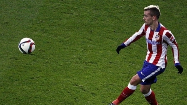 Calciomercato 26/01: Juventus su Tolisso, Milan su Ocampos, l'inter sogna Griezmann