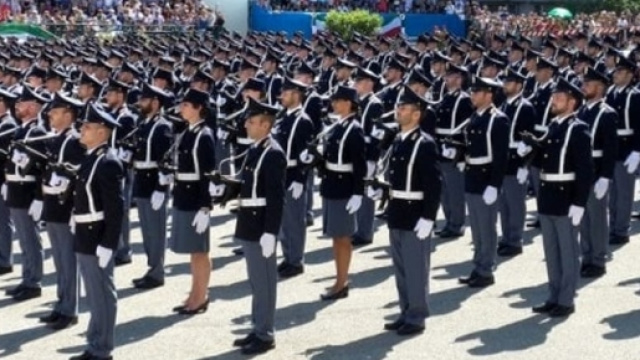 Concorso Polizia di Stato: requisiti, prove d'esame e bando - today.it