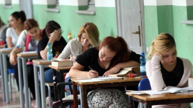 Decise le tracce della maturit&agrave; 2016: 7 cose da sapere sui temi d ... - lastampa.it