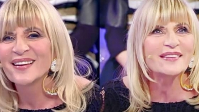 Ecco la nuova Gemma Galgani con i denti rifatti