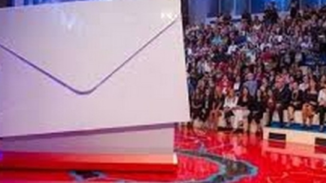 Tre ospiti speciali molto amati, invitati nella trasmissione di Maria De Filippi