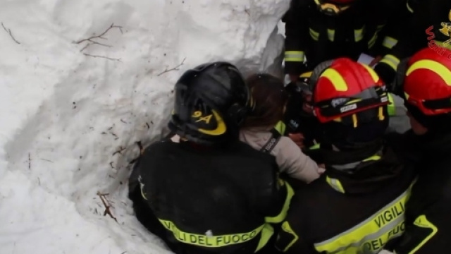 Valentina ora vogliamo sentire il tuo nome&raquo;. L'attesa per i ... - vanityfair.it