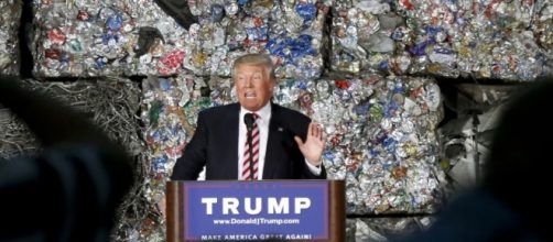 Trump Unveils Jobs Plan, Takes Aim at Clinton - voanews.com