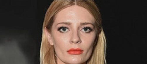Youtube Entertainment Tonight. Mischa Barton blames GHB for mental breakdown