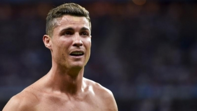 2026 : Cristiano Ronaldo a le coffre pour jouer jusqu'&agrave; 41 ans ... - foot01.com