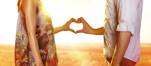 Namorar algu&eacute;m do mesmo signo pode dar certo?