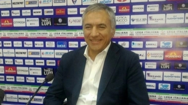 Il ds del Lecce, Meluso, piazza quattro colpi