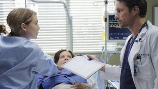 Meredith e Nathan in "Grey&rsquo;s Anatomy 13"