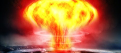 mushroom cloud inage by comfreak, pixabay.com, CC0