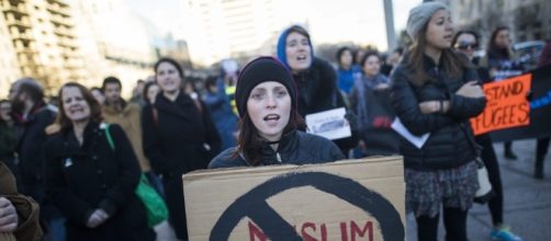 World leaders condemn Donald Trump's 'Muslim ban' - Bible Prophecy ... - beastwatchnews.com