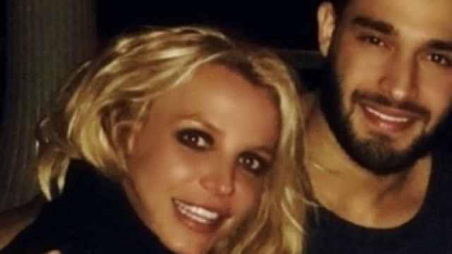 #BritneySpears conferma il suo flirt con #SamAsghari. #BlastingNews