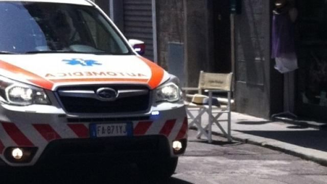 Usa, bimbo schiacciato dal mobile: salvato dal fratello di 2 anni