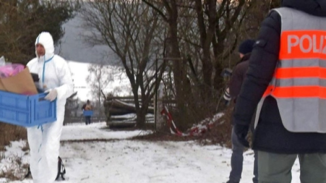 Sulla misteriosa morte di sei ragazzi in Germania, indaga la Polizia scientifica.