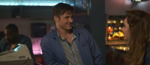 Timeless S1E13 "Karma Chameleon" (22 Pictures) - NerdSpan - nerdspan.com