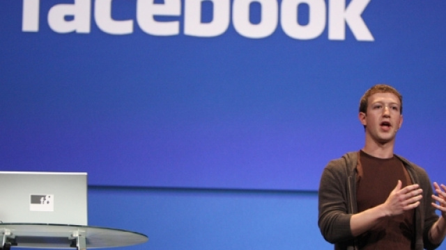 Facebook cambia algoritmo: niente spazio per le notizie false