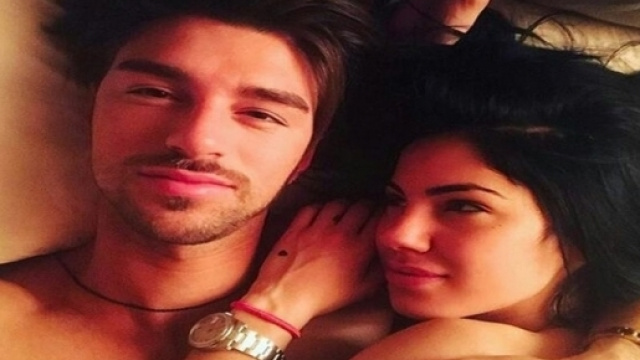 Uomini e Donne news, Giulia De Lellis &egrave; incita: ecco perch&eacute; la coppia non lo dice