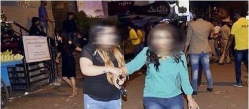 Original Footage | Bangalore Molestation | Girls Molested At New Year 2017 MG Road Bangalore screencap from Great Jaffa via Youtube