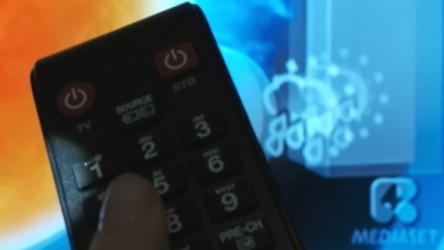 Guida ai programmi Mediaset e Rai domenica 8 gennaio 2017