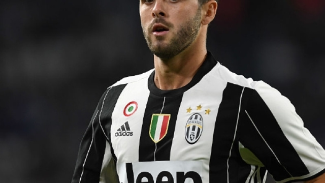 L'Arsenal tenta il centrocampista della Juve con una super offerta