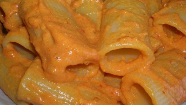 Rigatoni con patate piatto saporito da preparare in ogni occasione