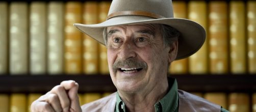 Vicente Fox takes to Twitter to again blast President-elect Donald Trump. - politico.com
