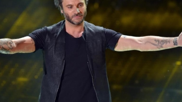 Nek in tour, ecco le date e le citt&agrave; - Cronaca - Gazzetta di Modena - gelocal.it