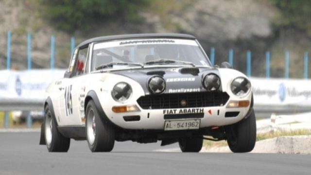 Zerosette Racing scala i monti Della Cesana-Sestriere con la 124 ... - campioni.cn