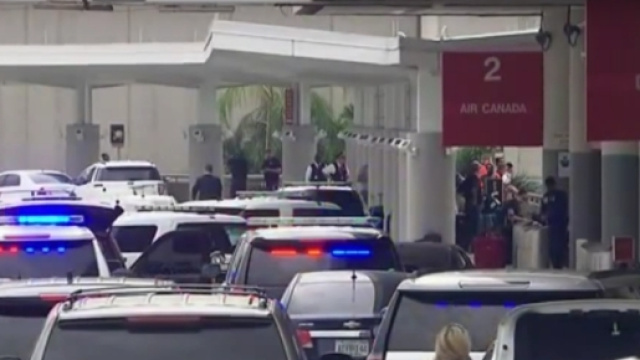 Momenti di paura e tensione all'aeroporto di Fort Lauderdale