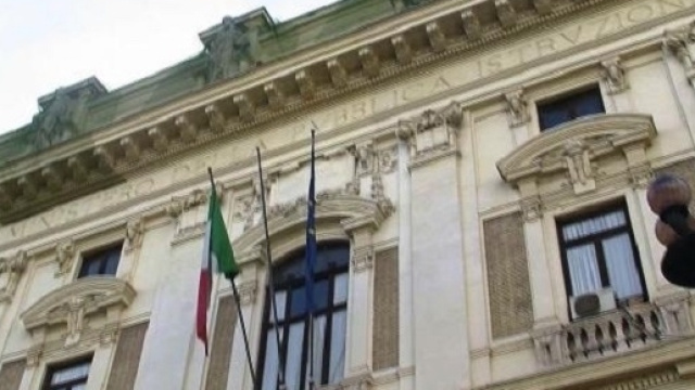 Ultime news scuola, sabato 7 gennaio 2017: incontro Fedeli-sindacati il 10/1 sul nuovo CCNI mobilit&agrave; docenti