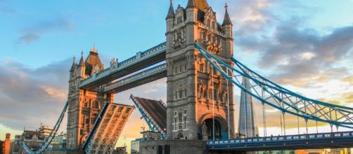 EazyCity London, our team welcomes you to London - eazycity.com