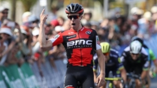 Miles Scotson, vittoria al debutto