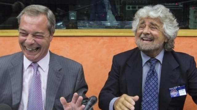 Dopo la bocciatura in Europa cosa accadr&agrave; al M5S? | lastampa.it
