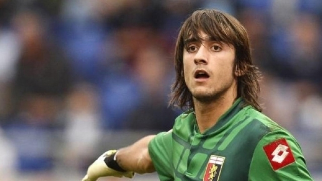 Per il portiere genoano Mattia Perin un altro grave infortunio