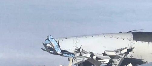 Engine Explodes on an Air France Plane, Forcing an Emergency Landing [Image via YouTube/Breaking News 24/7]