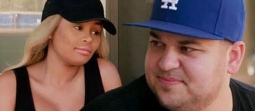 Rob Kardashian pays Blac Chyna $20,000 a month for child support [Image Credit: DJ Akademiks/YouTube screenshot]