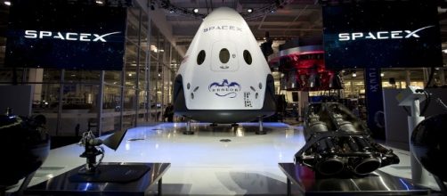 Spacecraft, Spacex, Spaceship, Space Module, Capsule/Pixabay