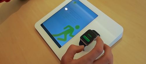 Apple Chief Design Officer believes Apple Watch can help address iPhone misuse/ photo by Ted Eytan/ Flickr