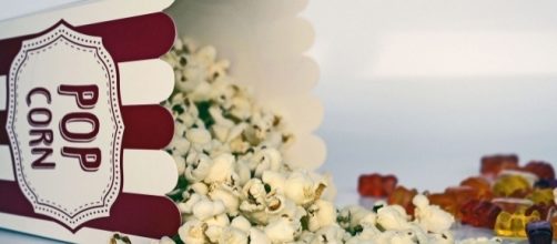 Movie theaters don&rsquo;t have the appeal they used to. [Image via Pixabay]